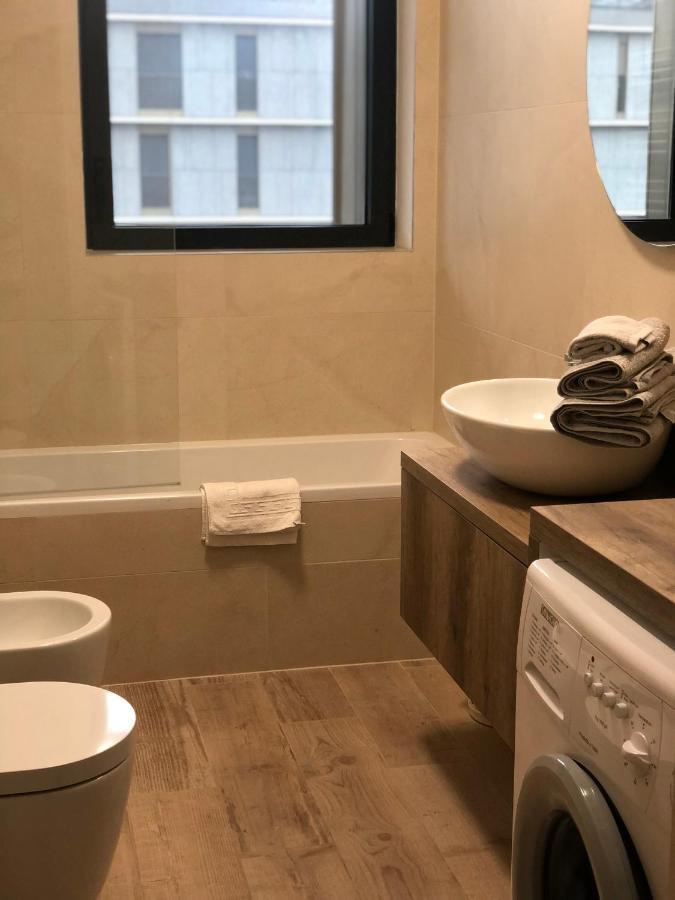 Loft With Terrace In Uptown Milan Near Rho Fiera Appartement Pero Buitenkant foto